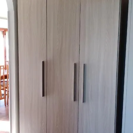 Spacious In With Sea View - 115 M² Διαμέρισμα